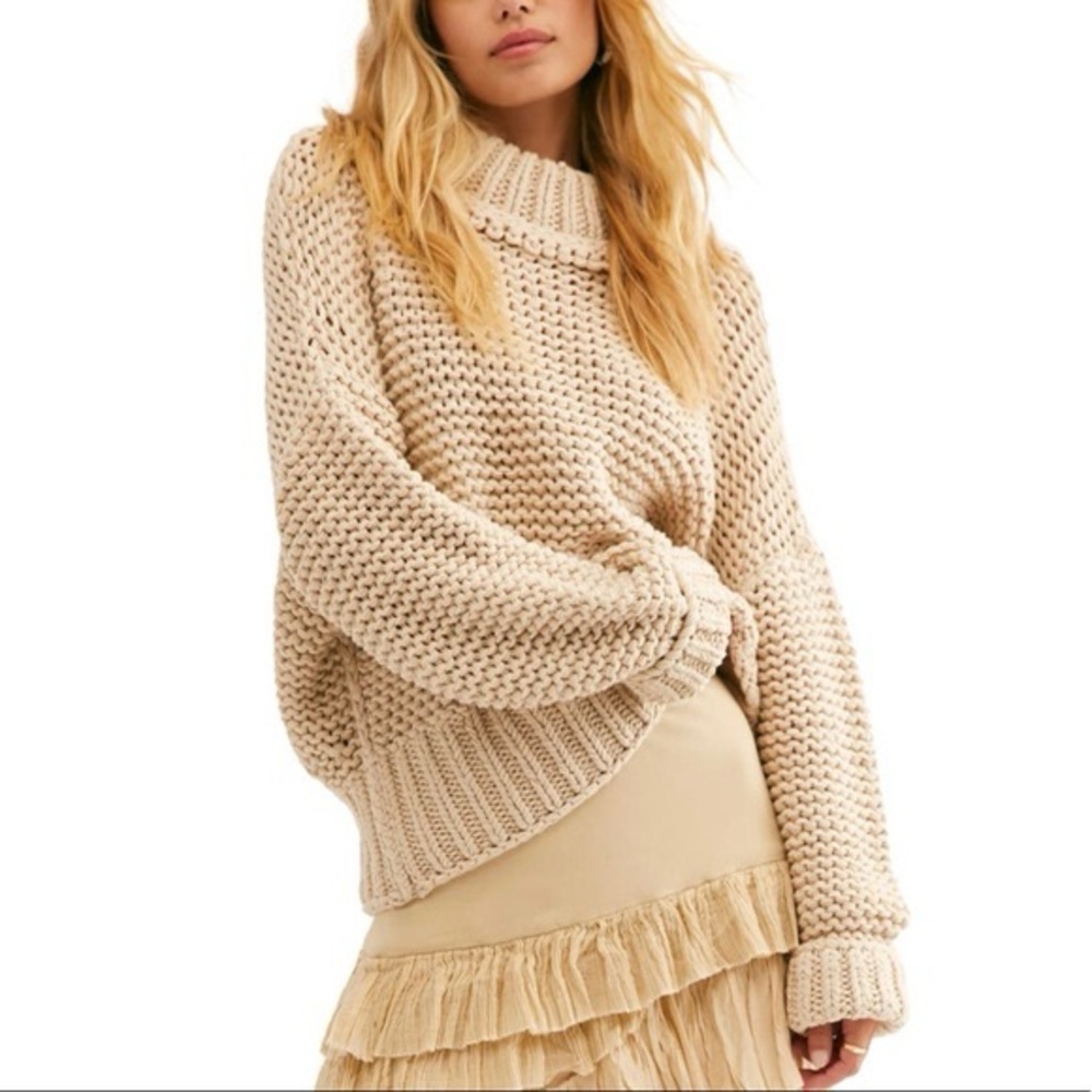 Chunky Knit Sweater in Beige